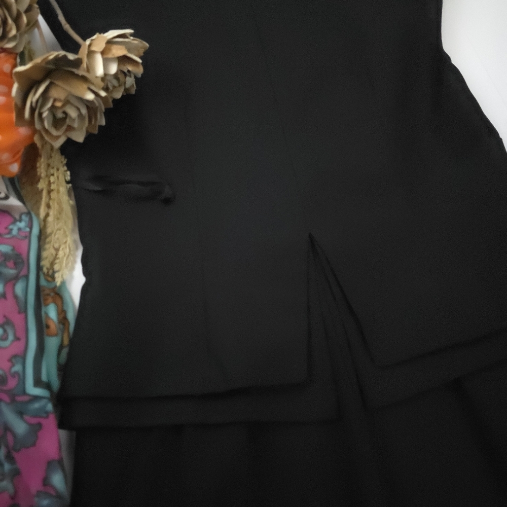 New Ted Baker Structured Zip Peplum  Black Dress Sz 8 - Picture 11 of 13